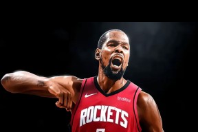 包含杜兰特在G2比赛中败北，关键助攻引发热议！的词条